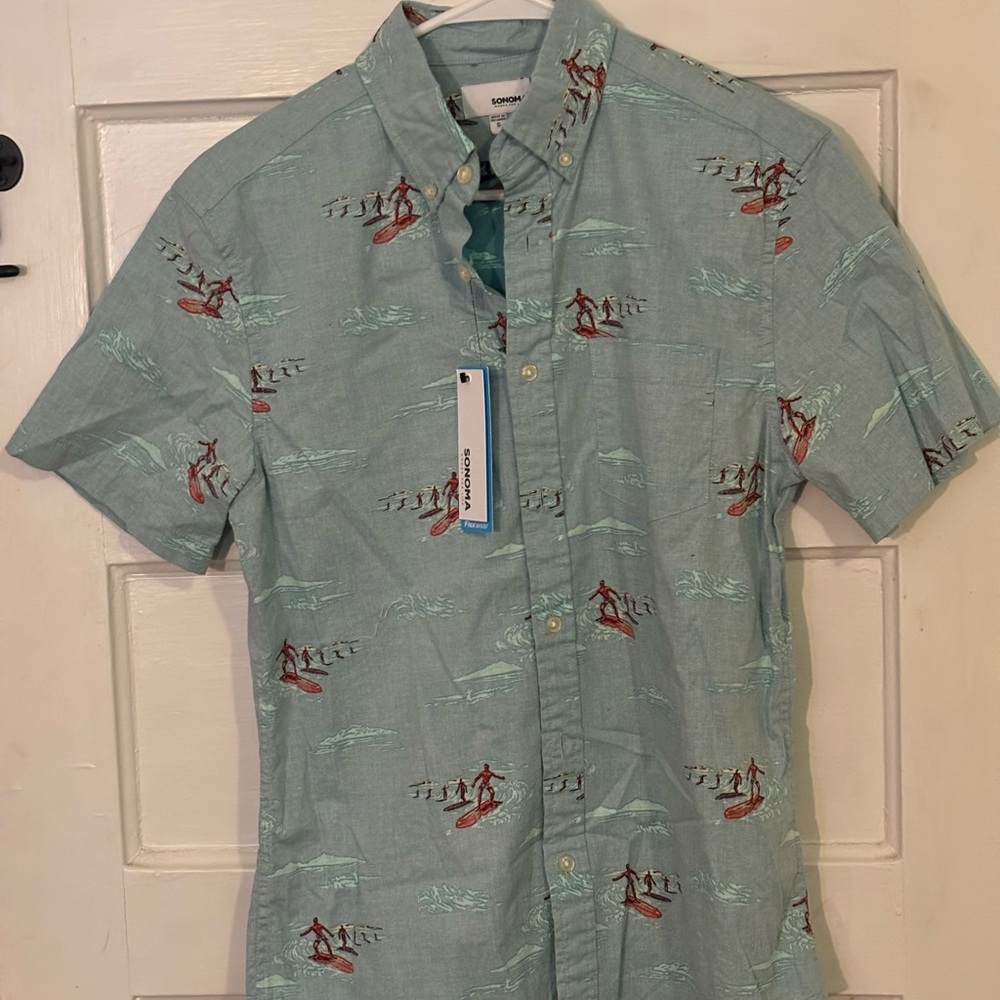 NWT button shirt
